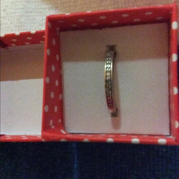 Pretty silver ring - Picture 4 of 4